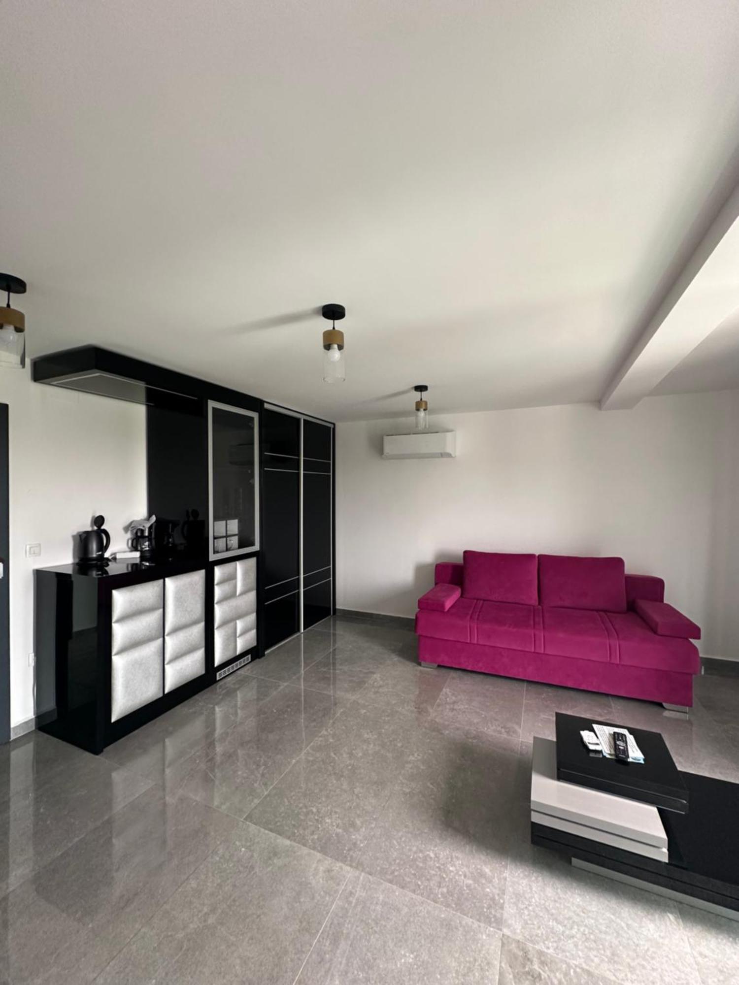 Boutique Residence Cosmopolis 1 Бибинье Экстерьер фото