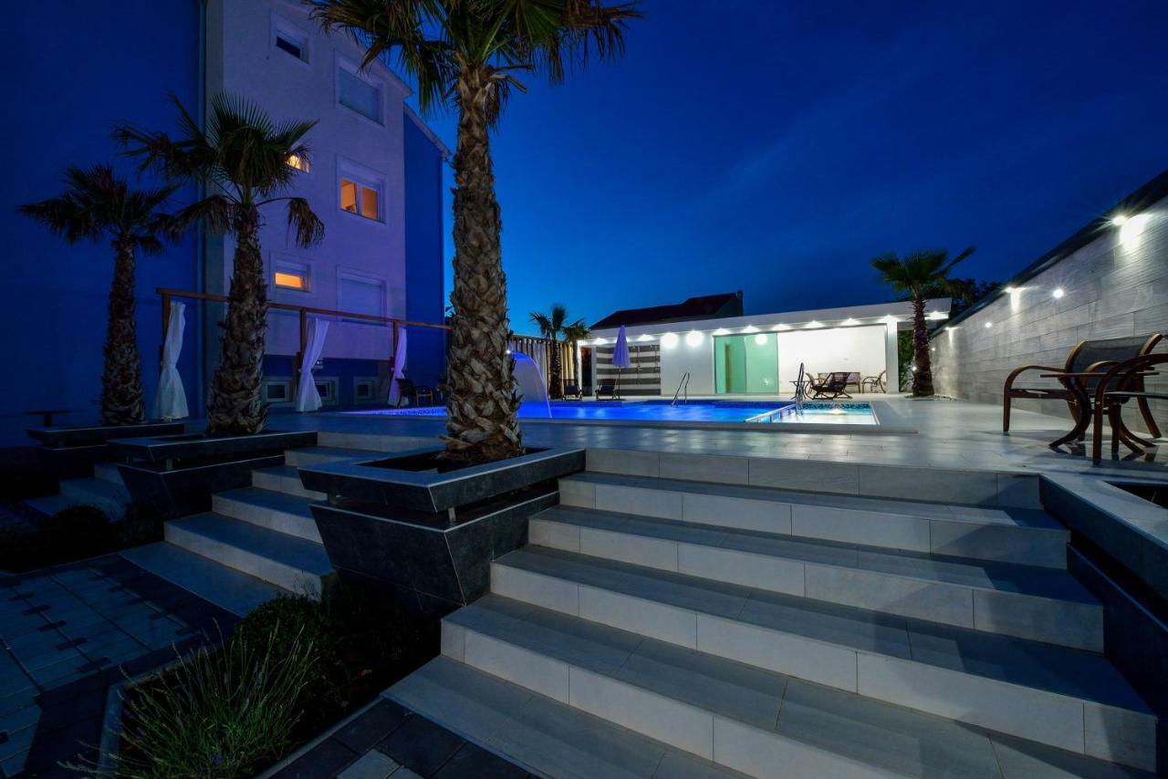 Boutique Residence Cosmopolis 1 Бибинье Экстерьер фото