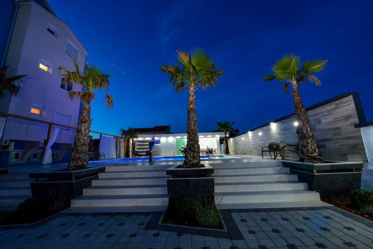 Boutique Residence Cosmopolis 1 Бибинье Экстерьер фото